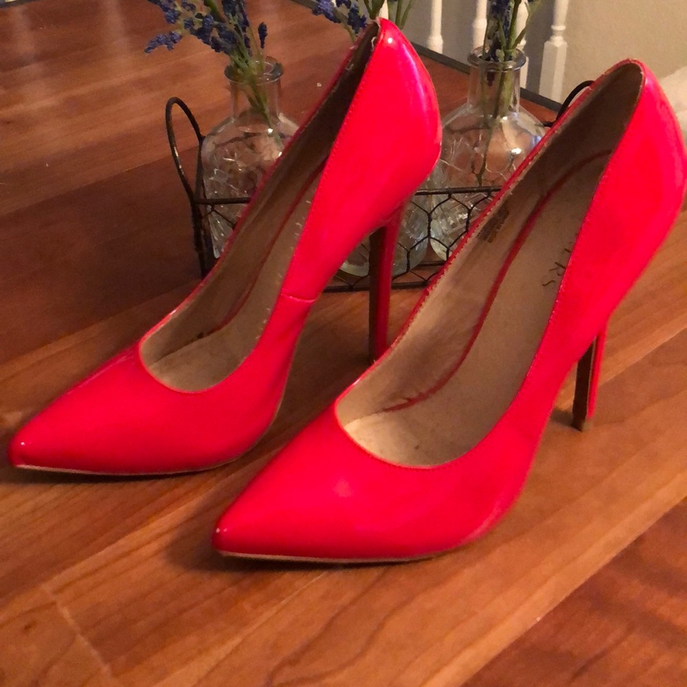 Red Heels size 7